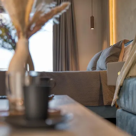 Hotel Wellnest Atenas